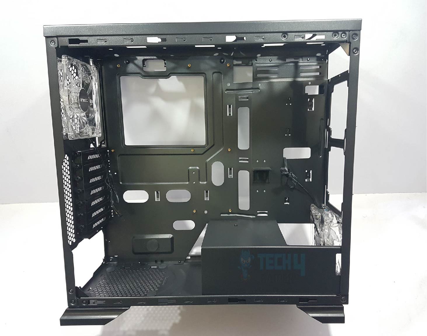 antec gx330 Chassis Front Side