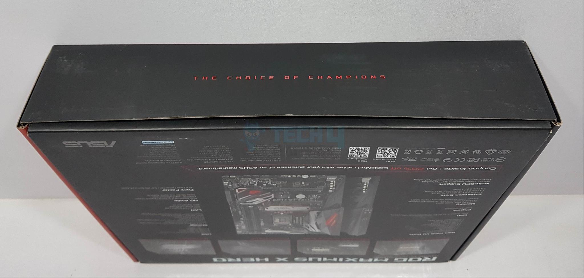 Asus ROG Maximus X Hero Opening Side Packaging 
