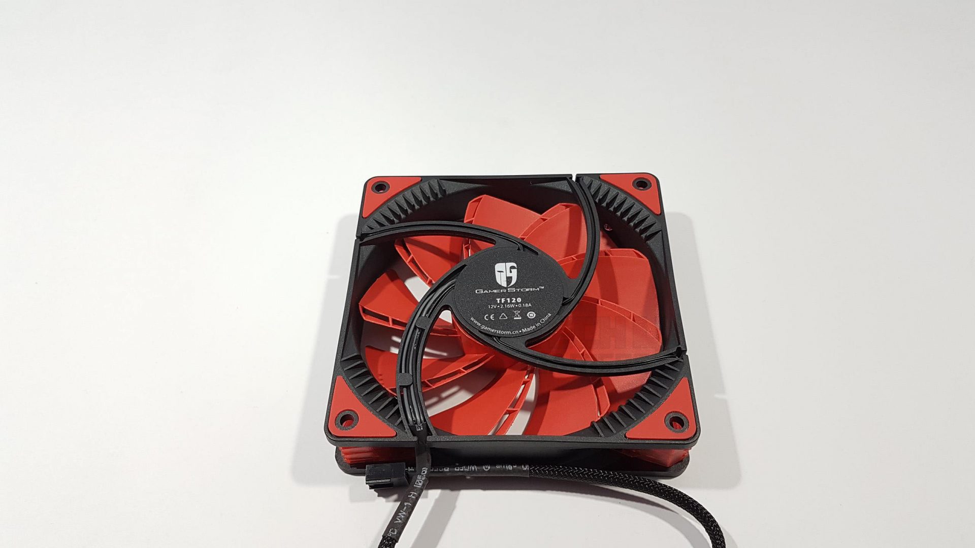 DeepCool TF120 Review - Tech4Gamers