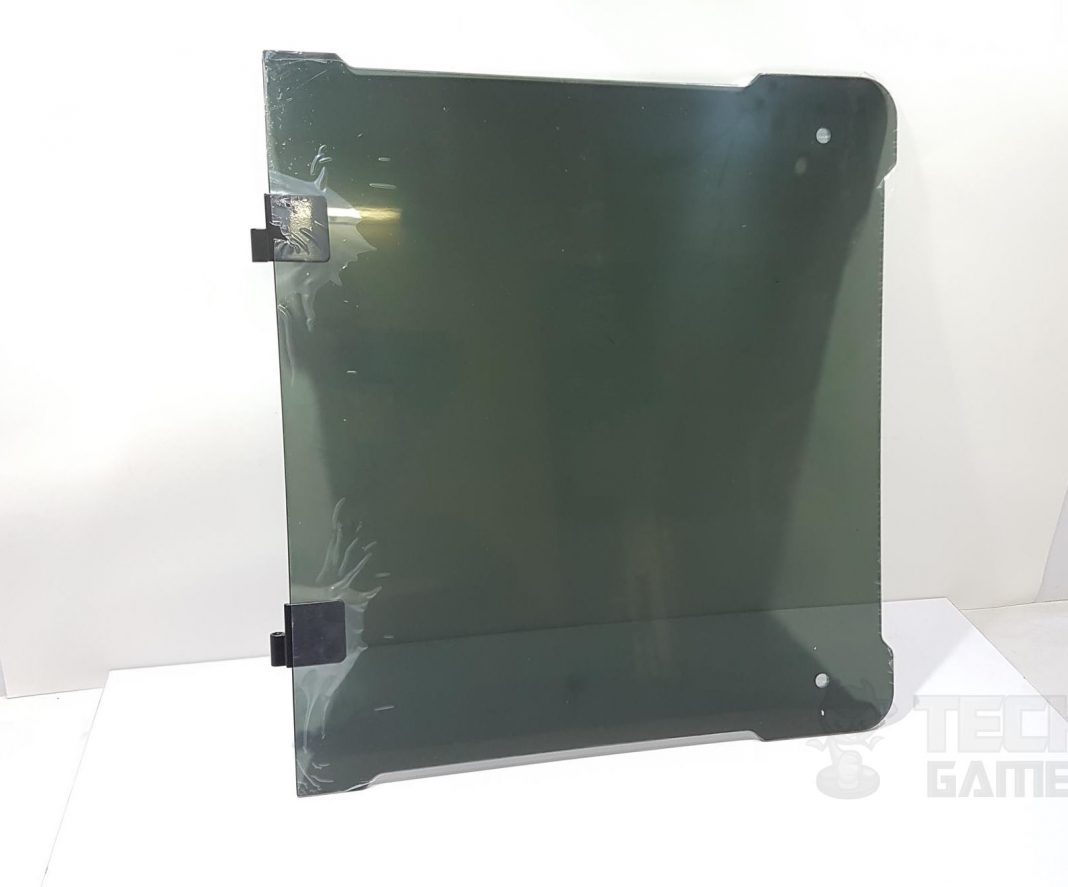 Thermaltake 32 side Panel