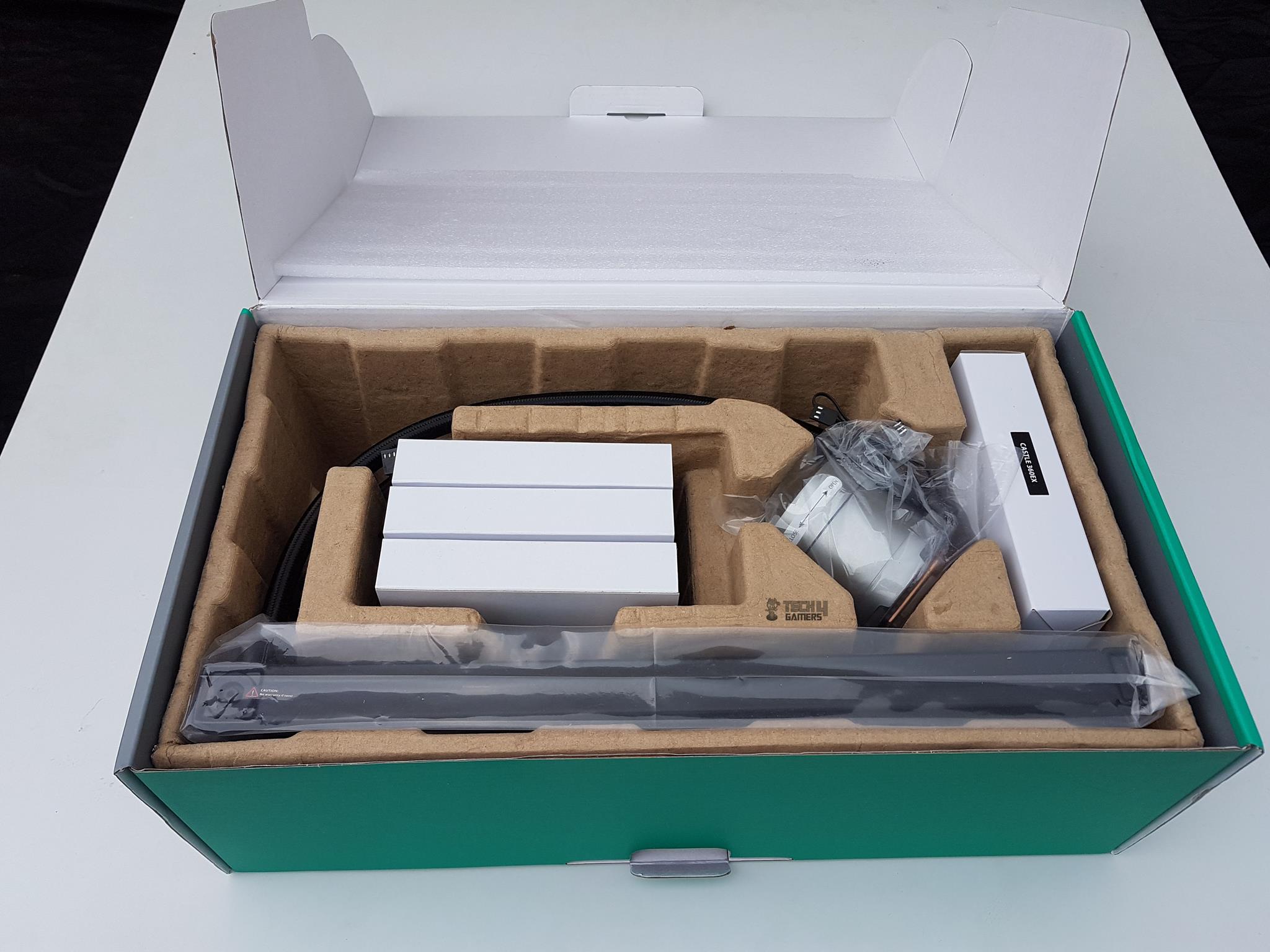 deepcool castle 360ex open box Packaging 
