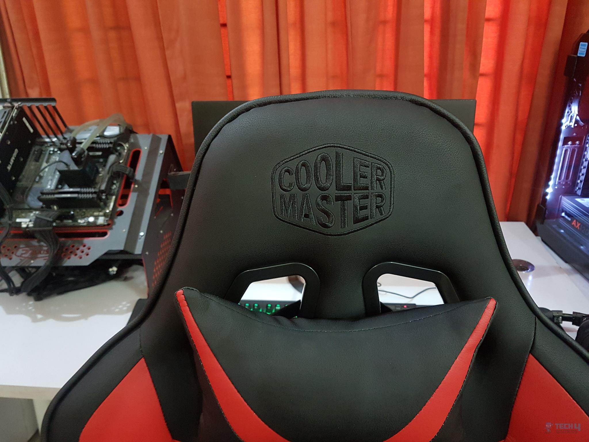 Cooler Master Assembling Chair