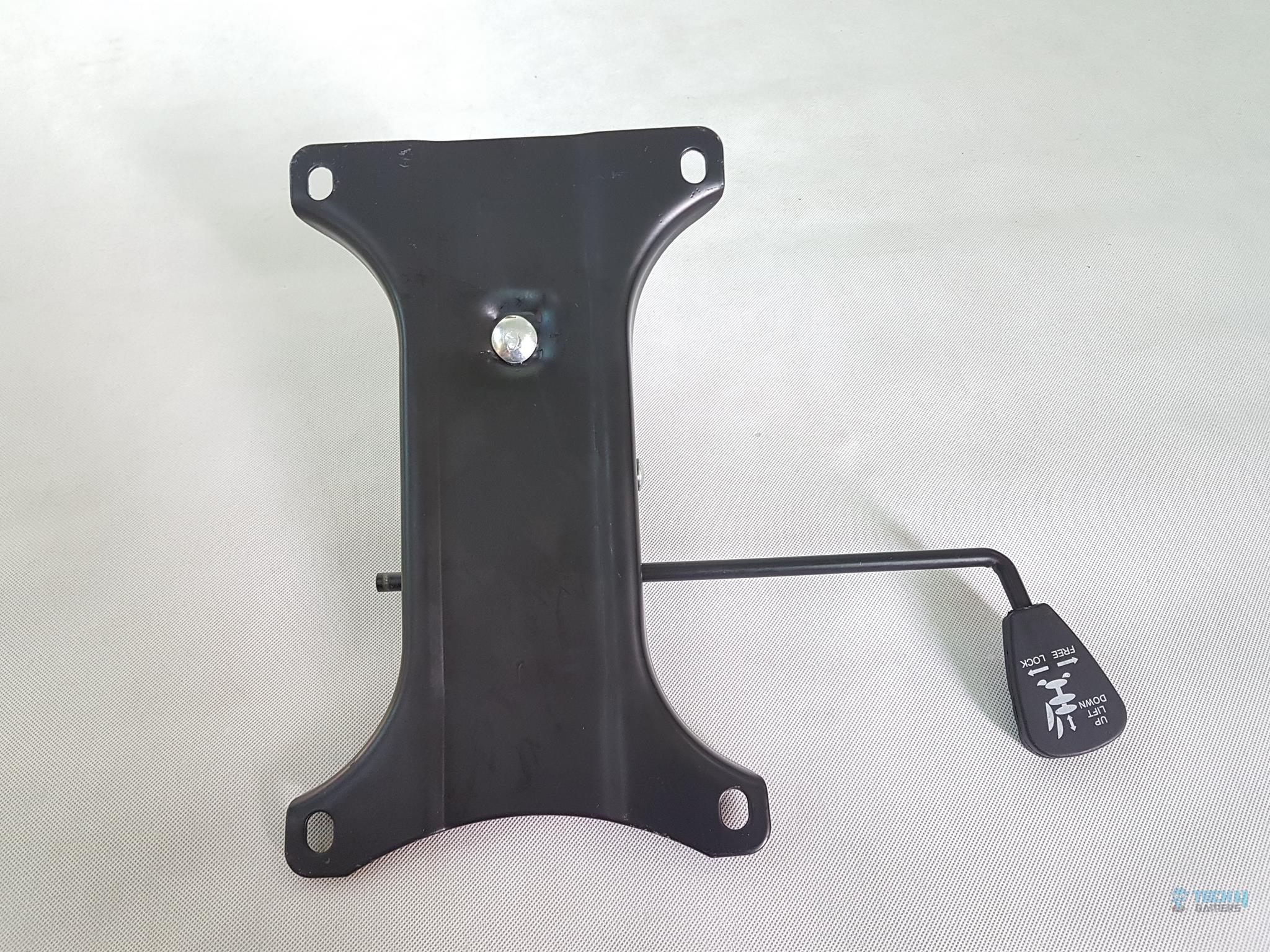 Cooler Master Gaming Chair Mechanism controller other side 