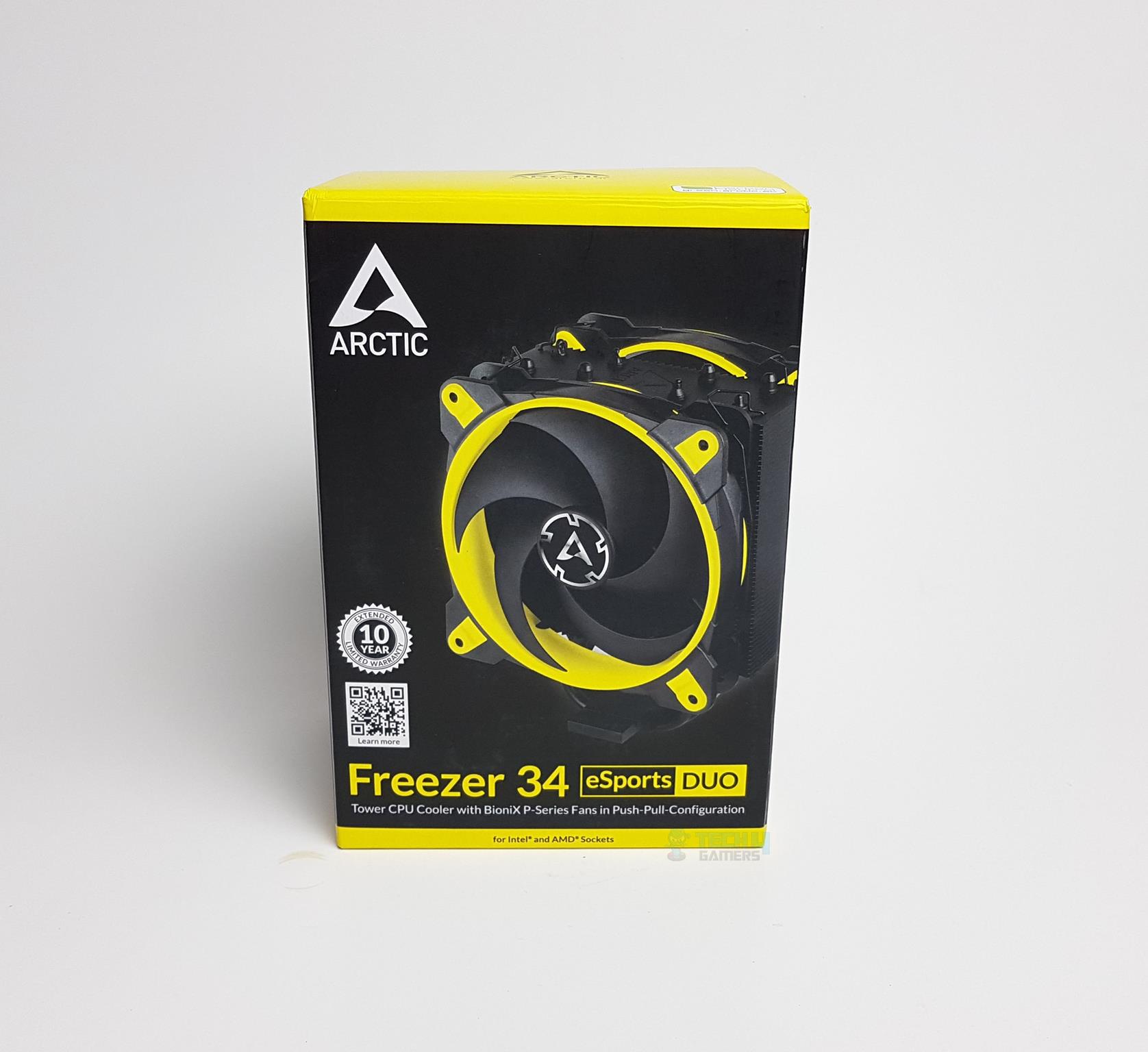 Freezer 34 eSports Packing and Unboxing