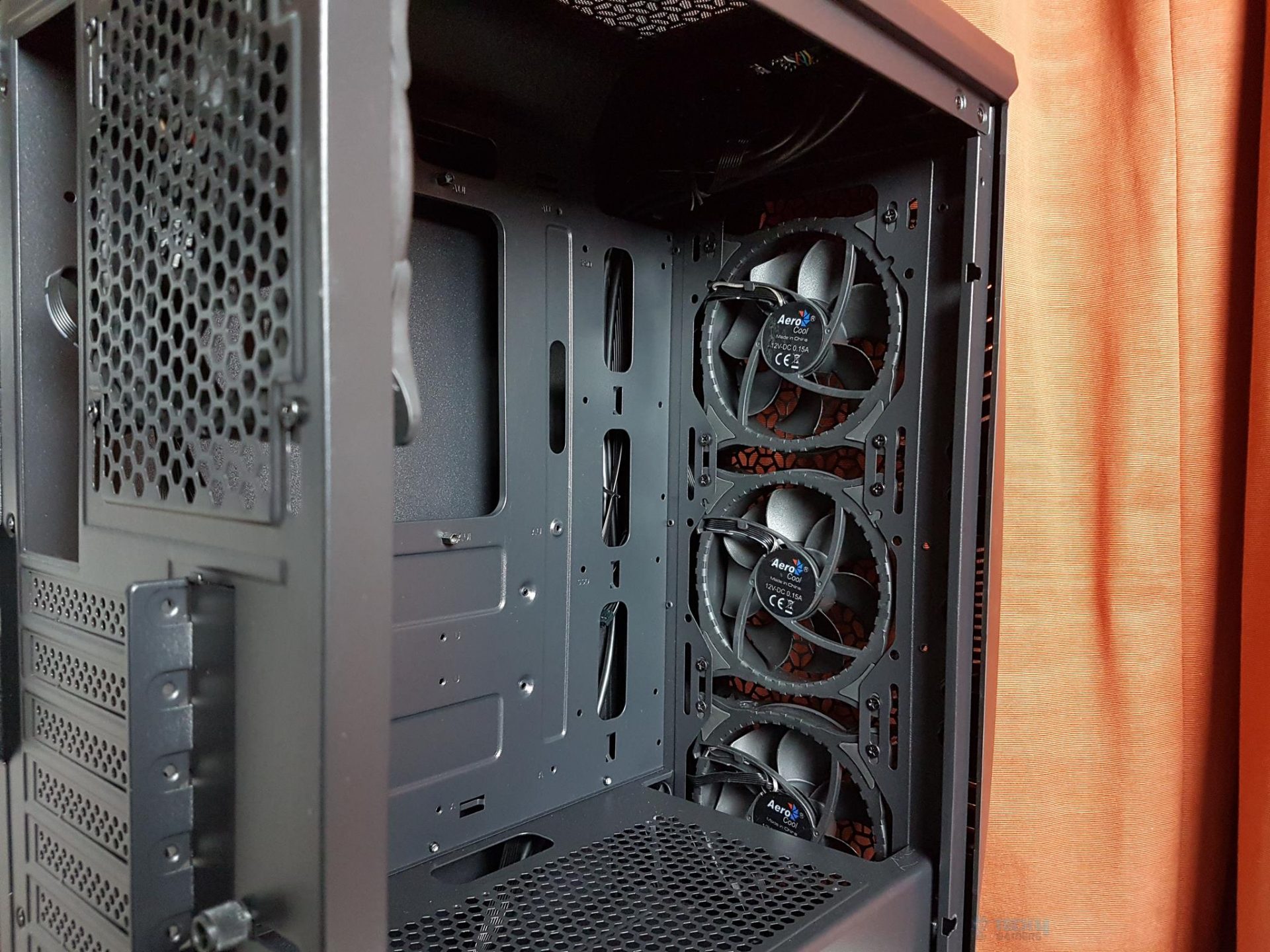 Aerocool One Eclipse Chassis Review