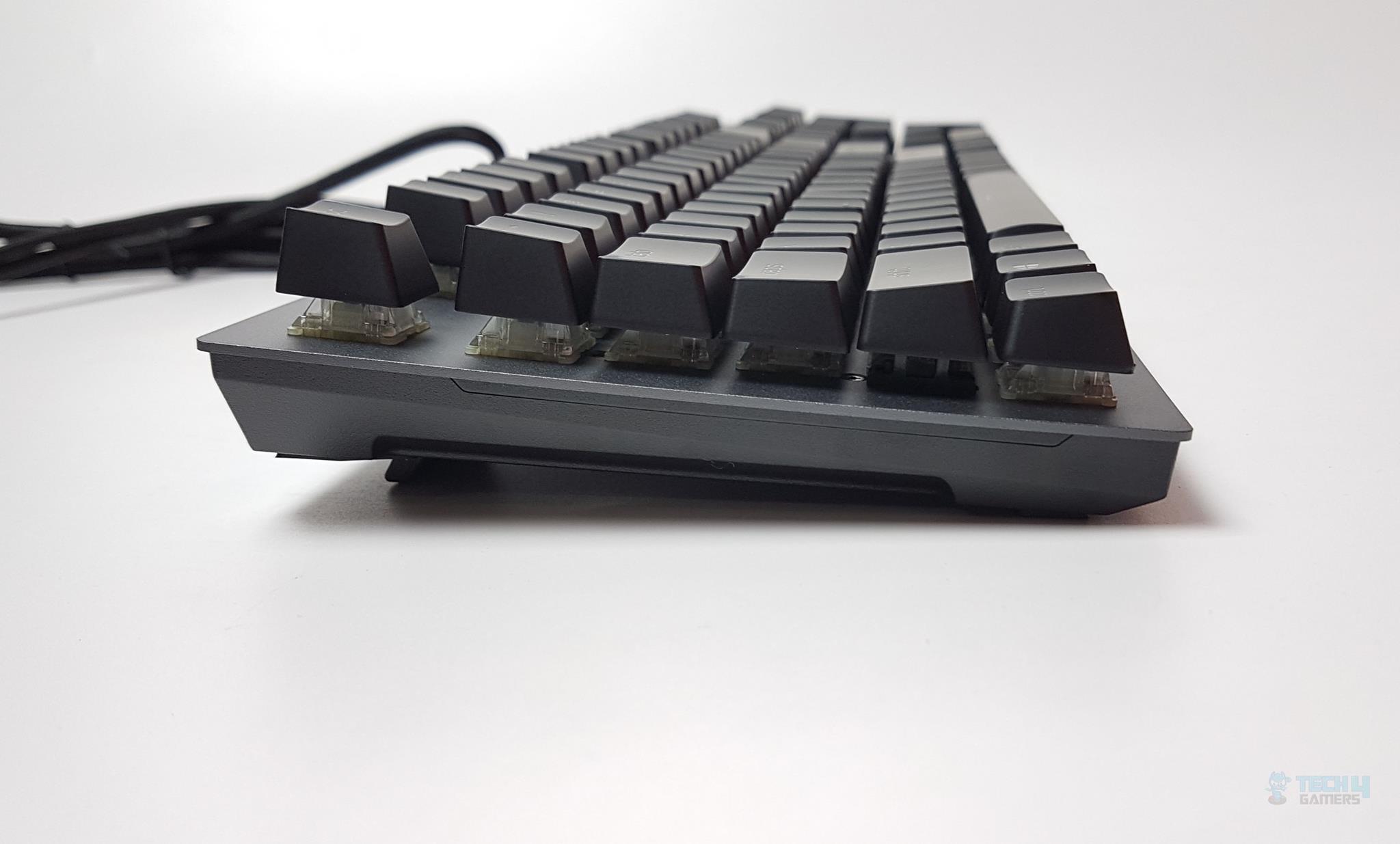xpg keyboard left and rght side 