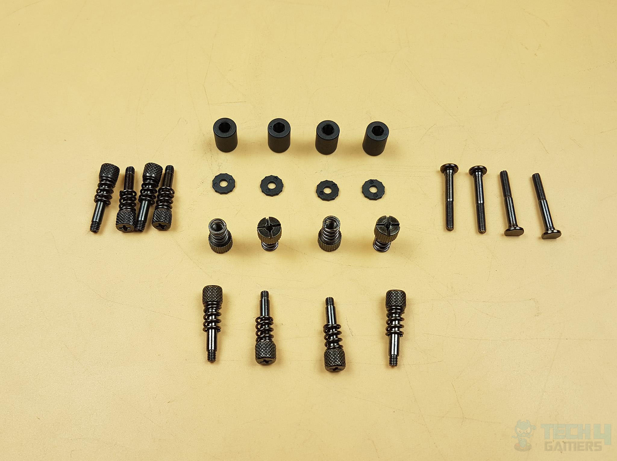 XIGMATEK 360 screws 