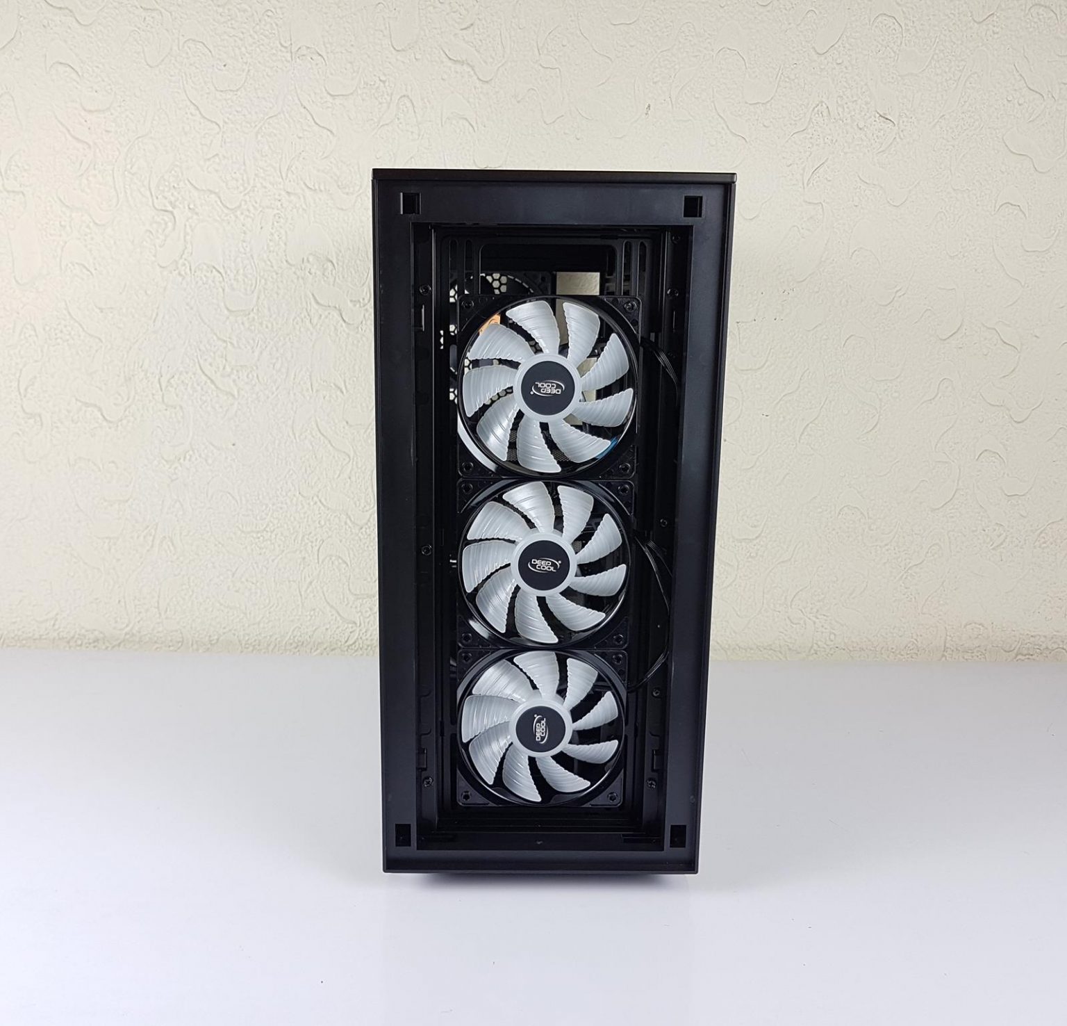 DeepCool MATREXX 70 ADD-RGB 3F PC Case Review - Tech4Gamers