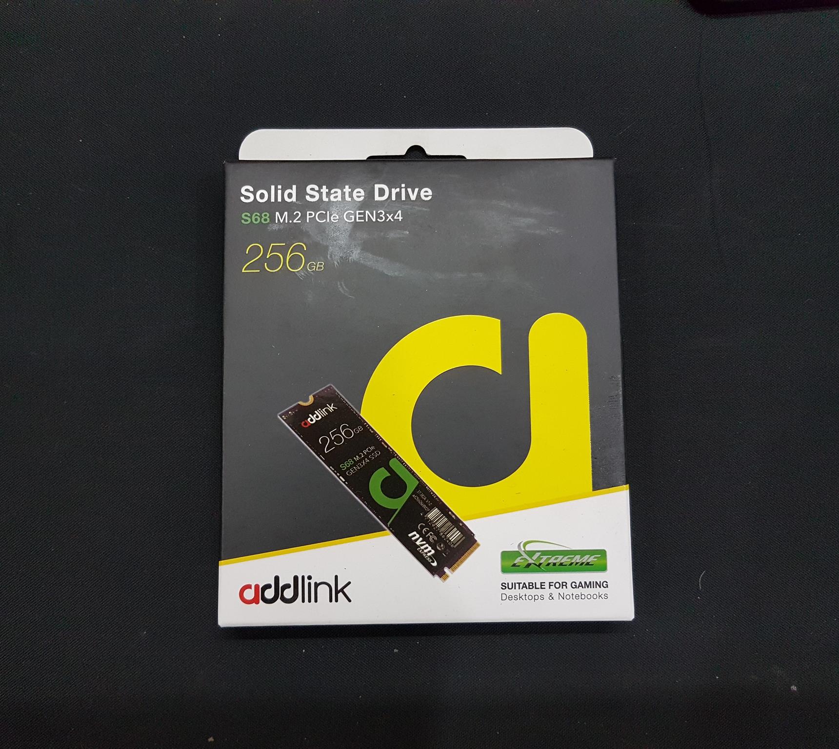 Addlink s68 Packaging and Unboxing
