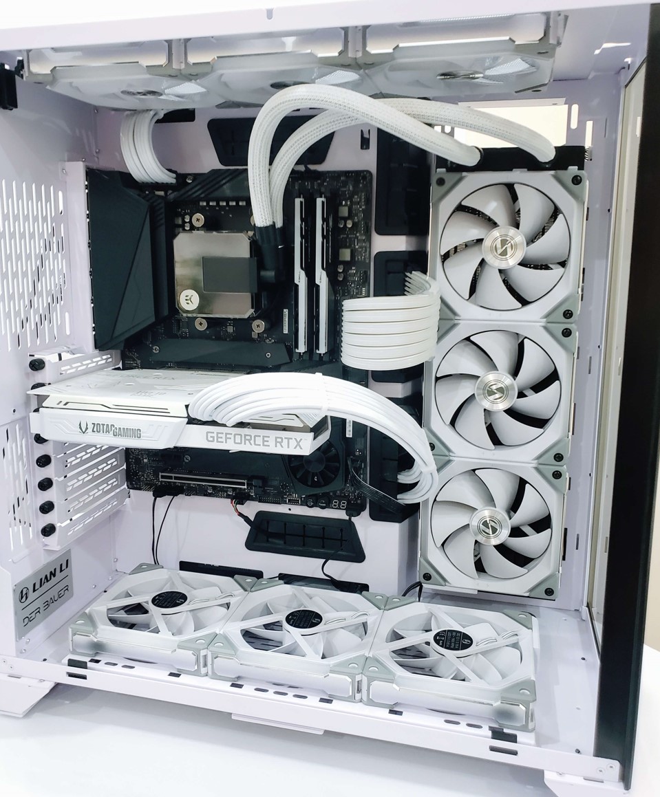 5 BEST Full Tower Cases Aesthetics To Airflow Tech4Gamers