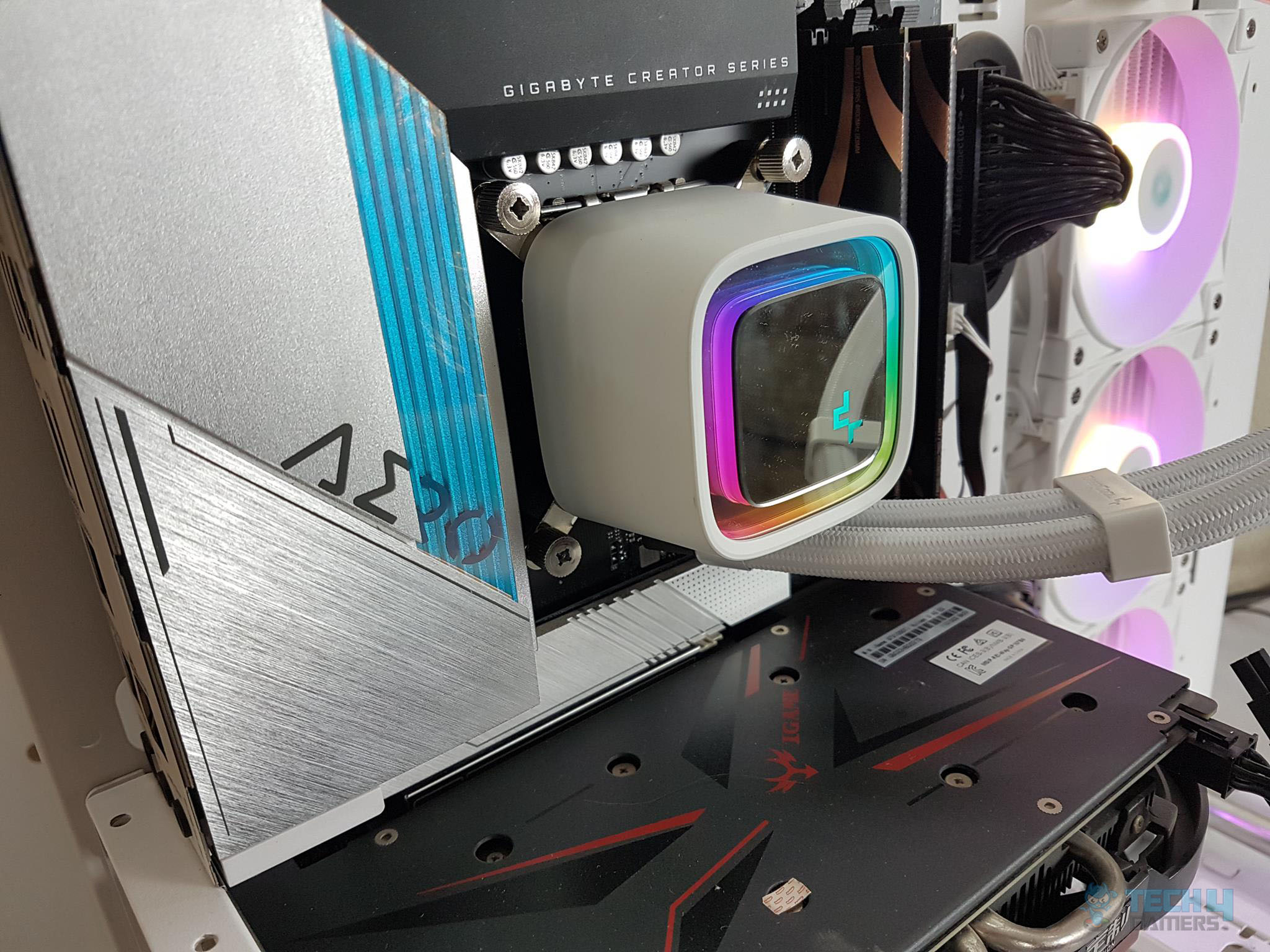 DeepCool LS720 White AIO Cooler Review: Worth It?