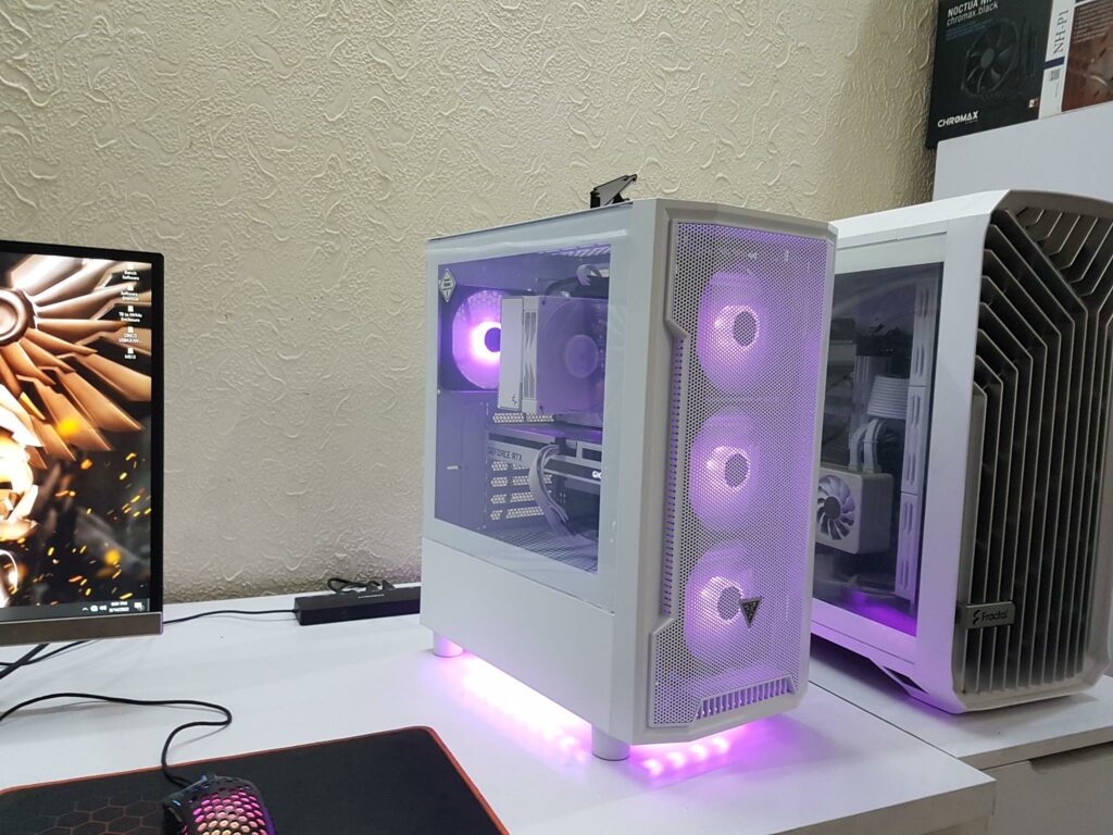 A Beautiful White Gaming PC (Image By Tech4Gamers)