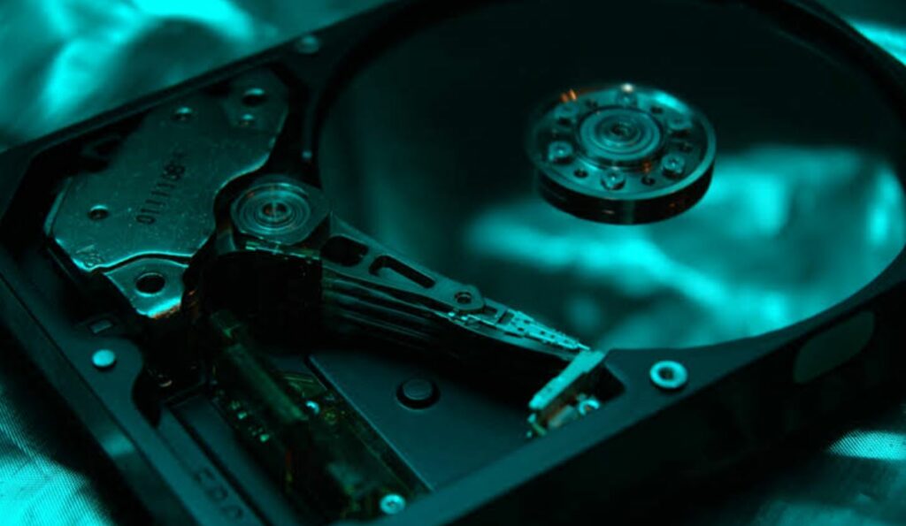 How Many Hard Drives Can A PC Have? [SOLVED] Tech4Gamers