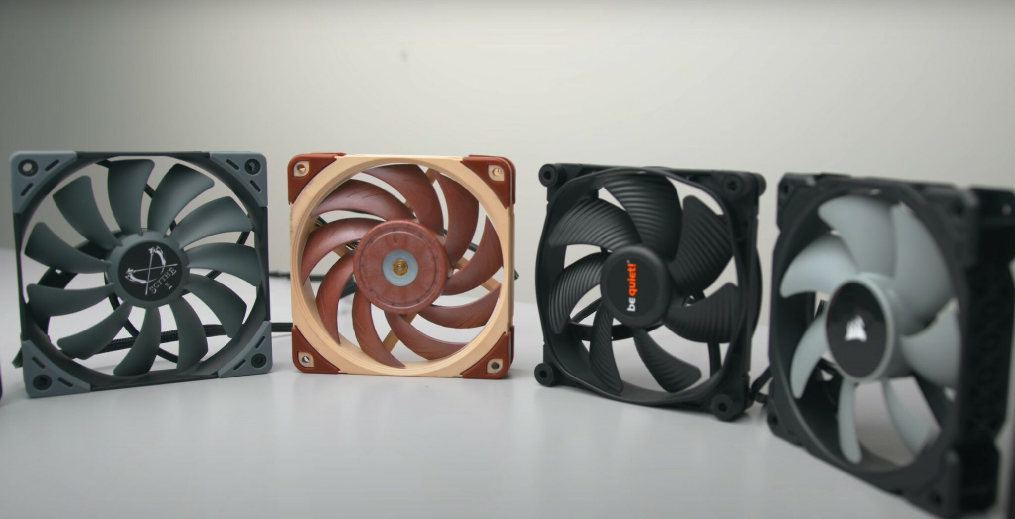 How To Clean PC Fans [5 Ways To Do It] Tech4Gamers