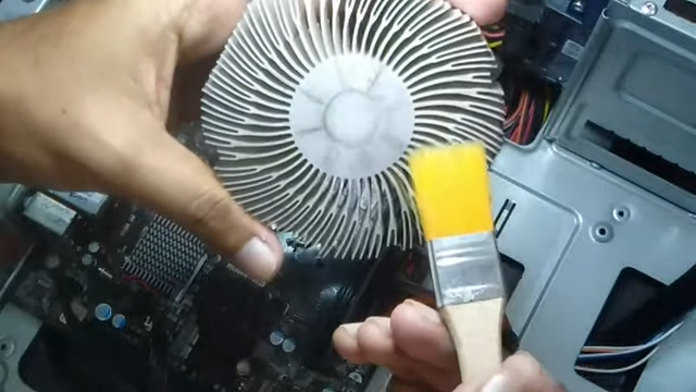 cleaning cpu fan