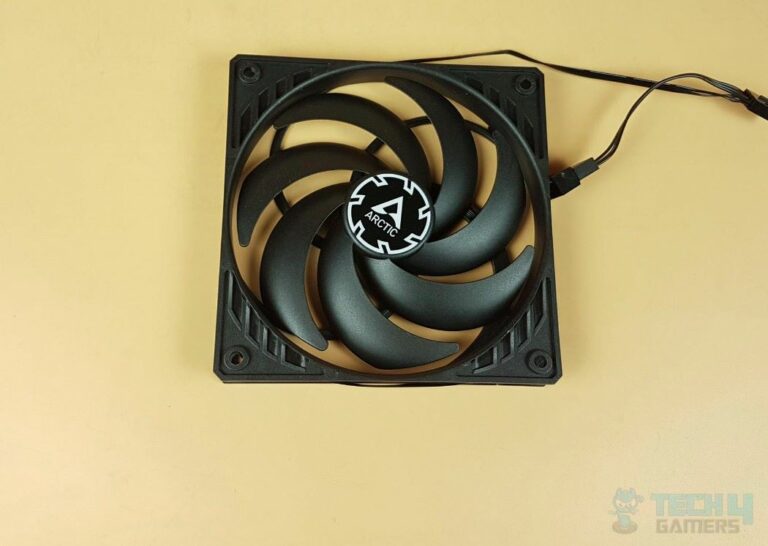 How To Clean PC Fans? [Step By Step] - Tech4Gamers