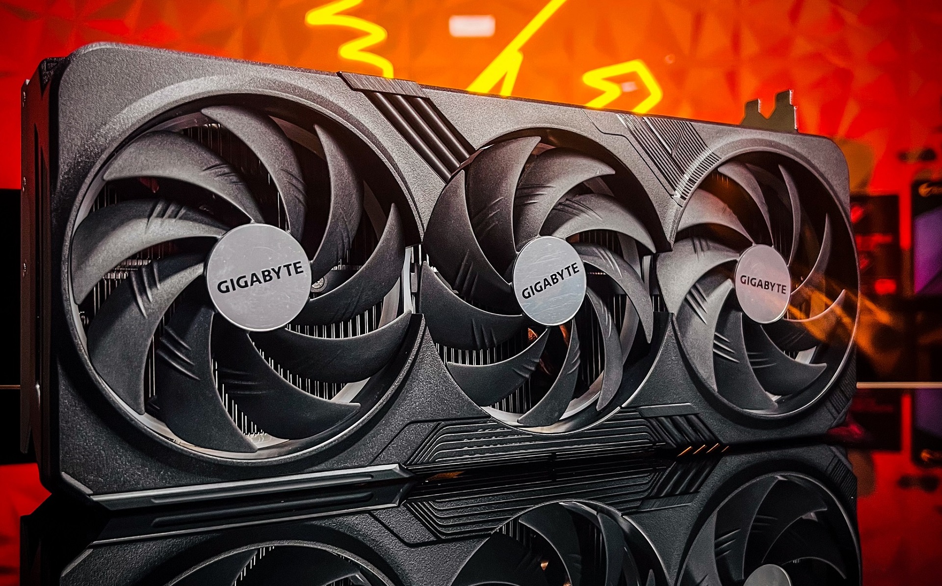 GIGABYTE NVIDIA GeForce RTX 4090 Gaming OC 24GB GDDR6X PCI Express 
