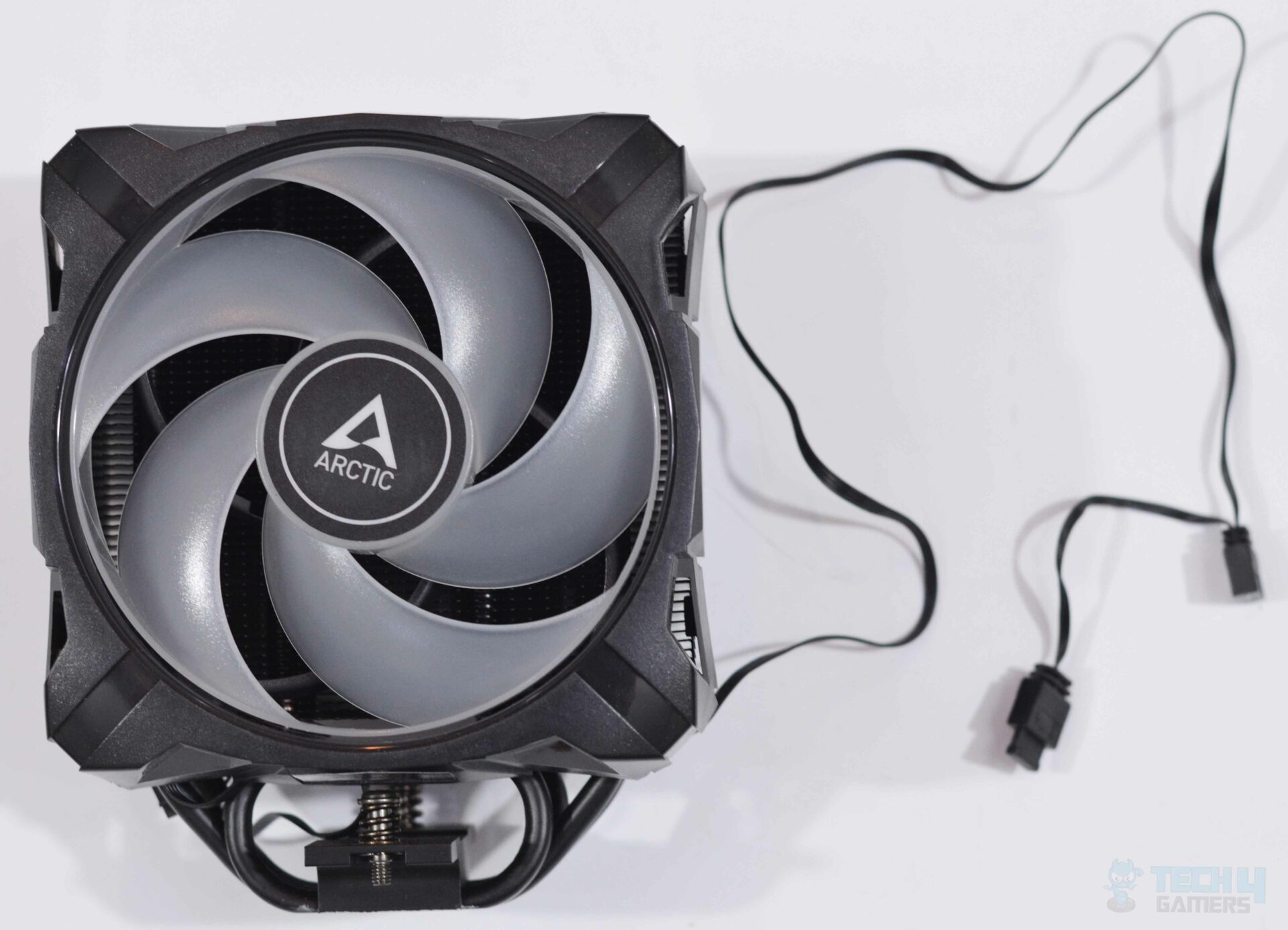 ARCTIC Freezer i35 A-RGB CPU Cooler Review - Tech4Gamers