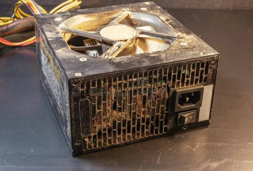How Long Do Power Supplies Last? [Explained] Tech4Gamers