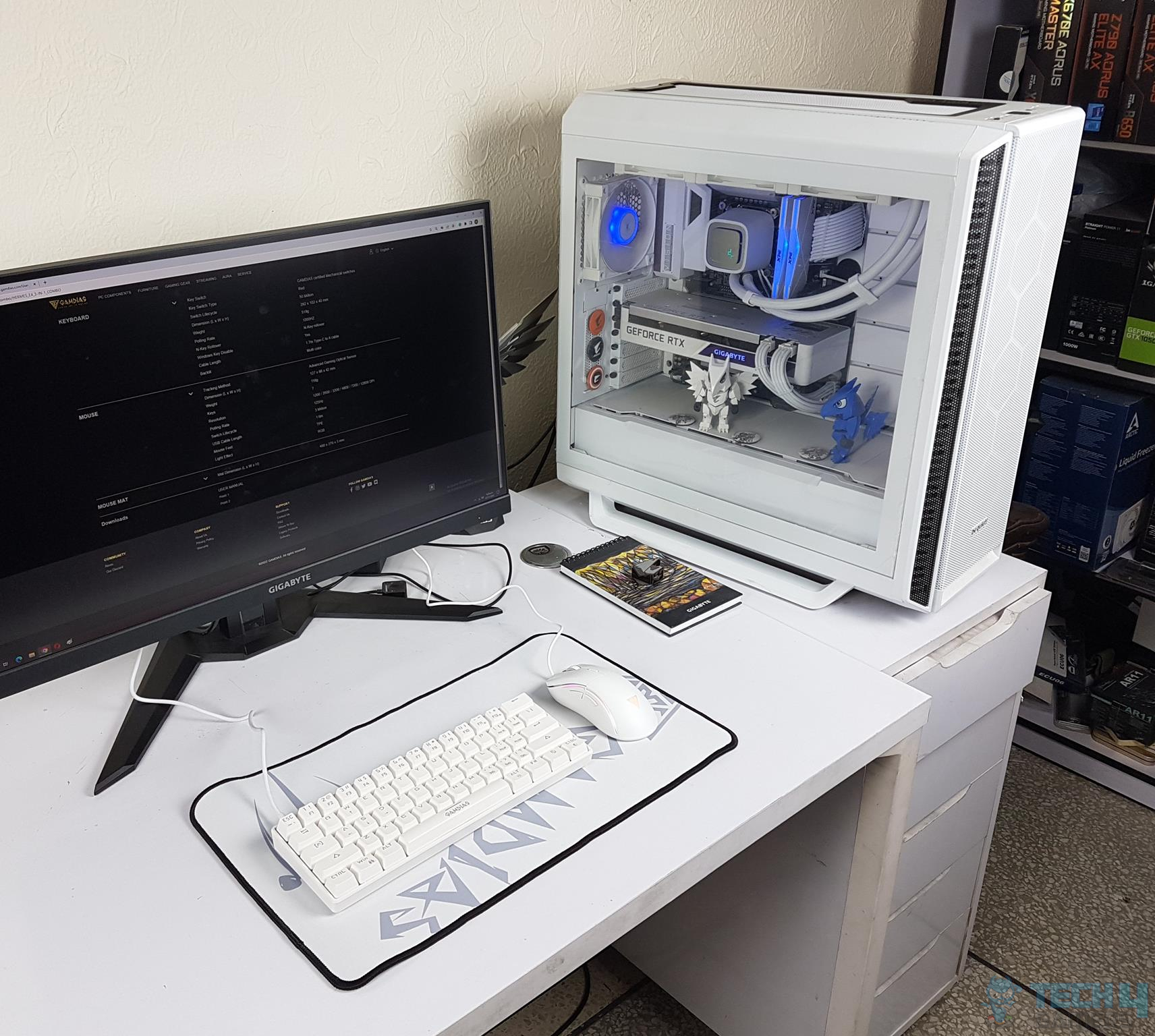 Showing off our gracefully elegant White PC Build being used to test-drive the GAMDIAS HERMES E4 3-IN-1 Combo.