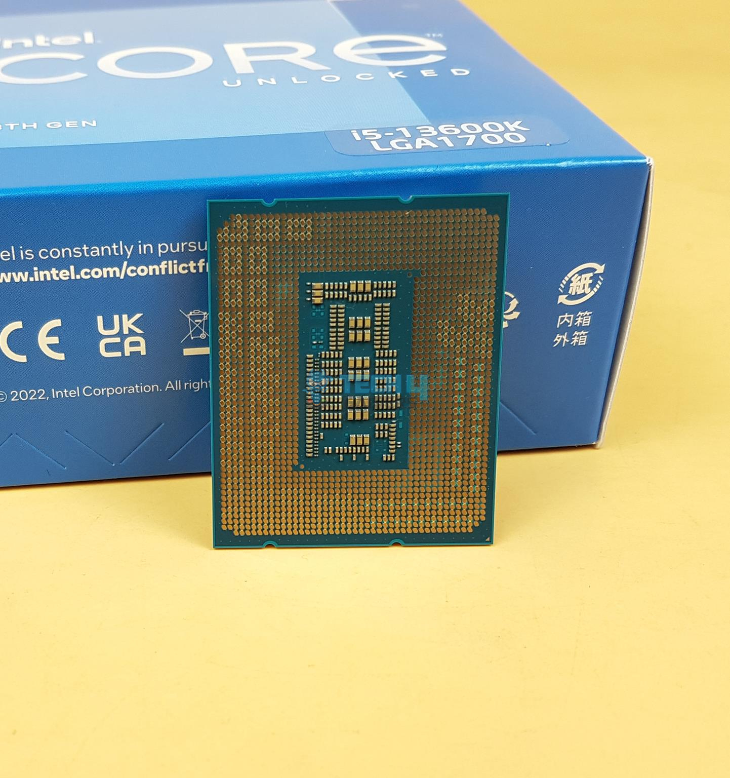 Backside of the Core i5-13600K