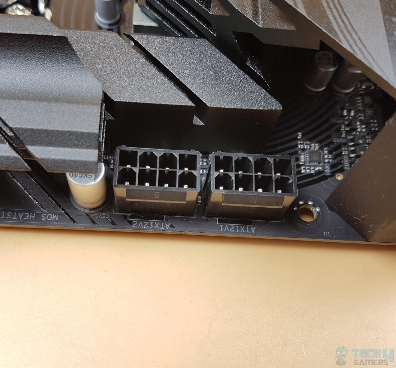 ASRock Z790 PG Riptide — 2x 8-pin EPS connectors