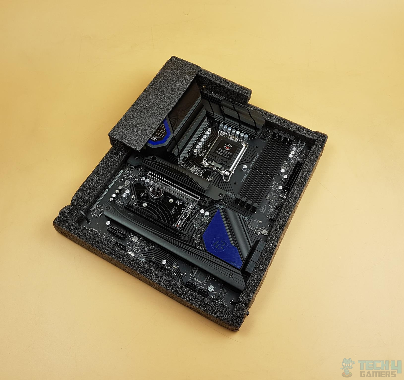 ASRock Z790 PG Riptide — The motherboard in all its glory