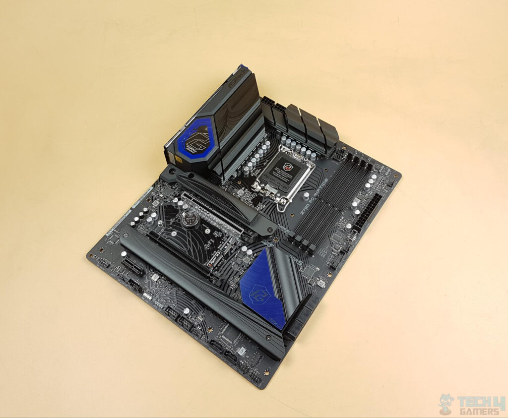 ASRock Z790 PG Riptide — Closer look at the motherboard