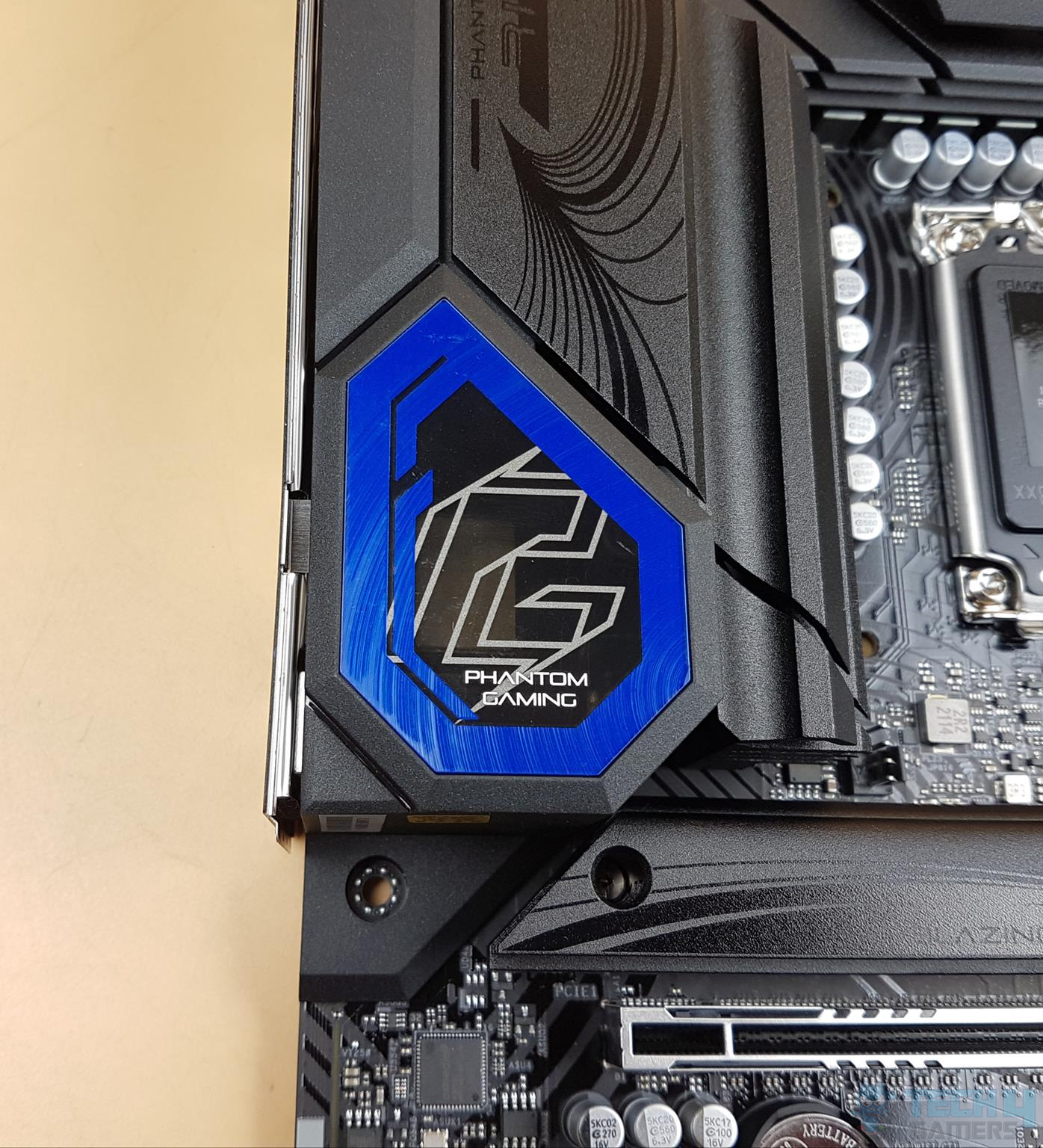 ASRock Z790 PG Riptide — Rear IO panel cover