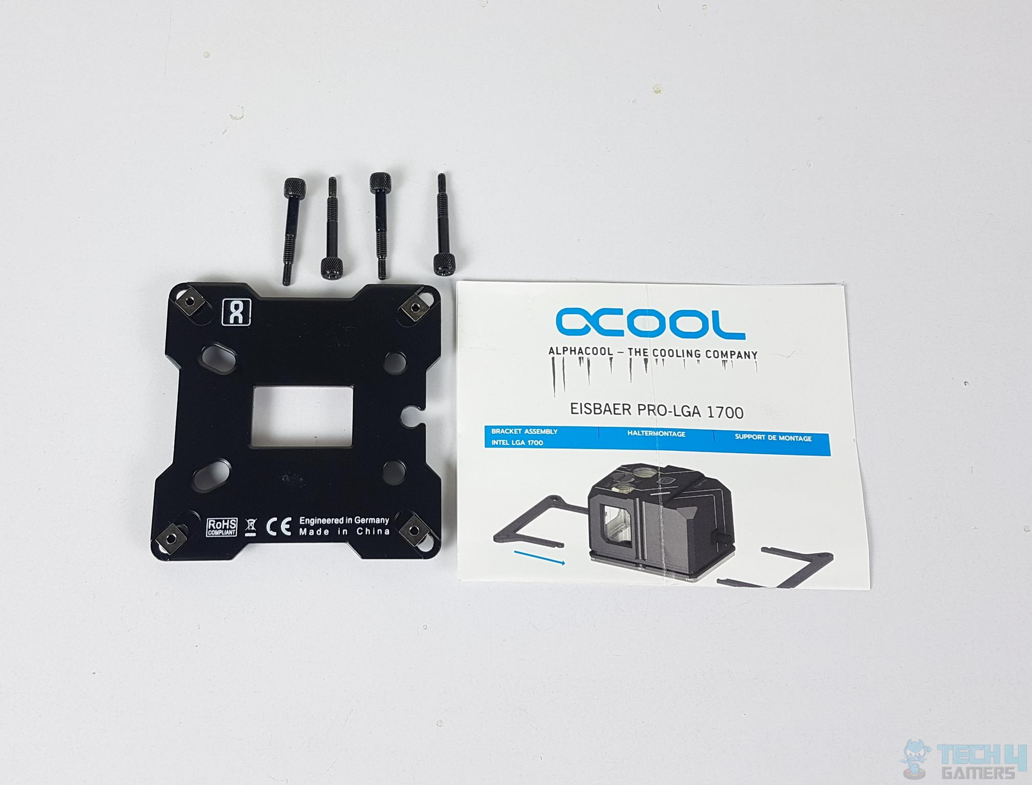 ALPHACOOL Eisbaer Pro HPE Aurora 360 AIO — Metallic backplate, long screws/pillars, and the user guide