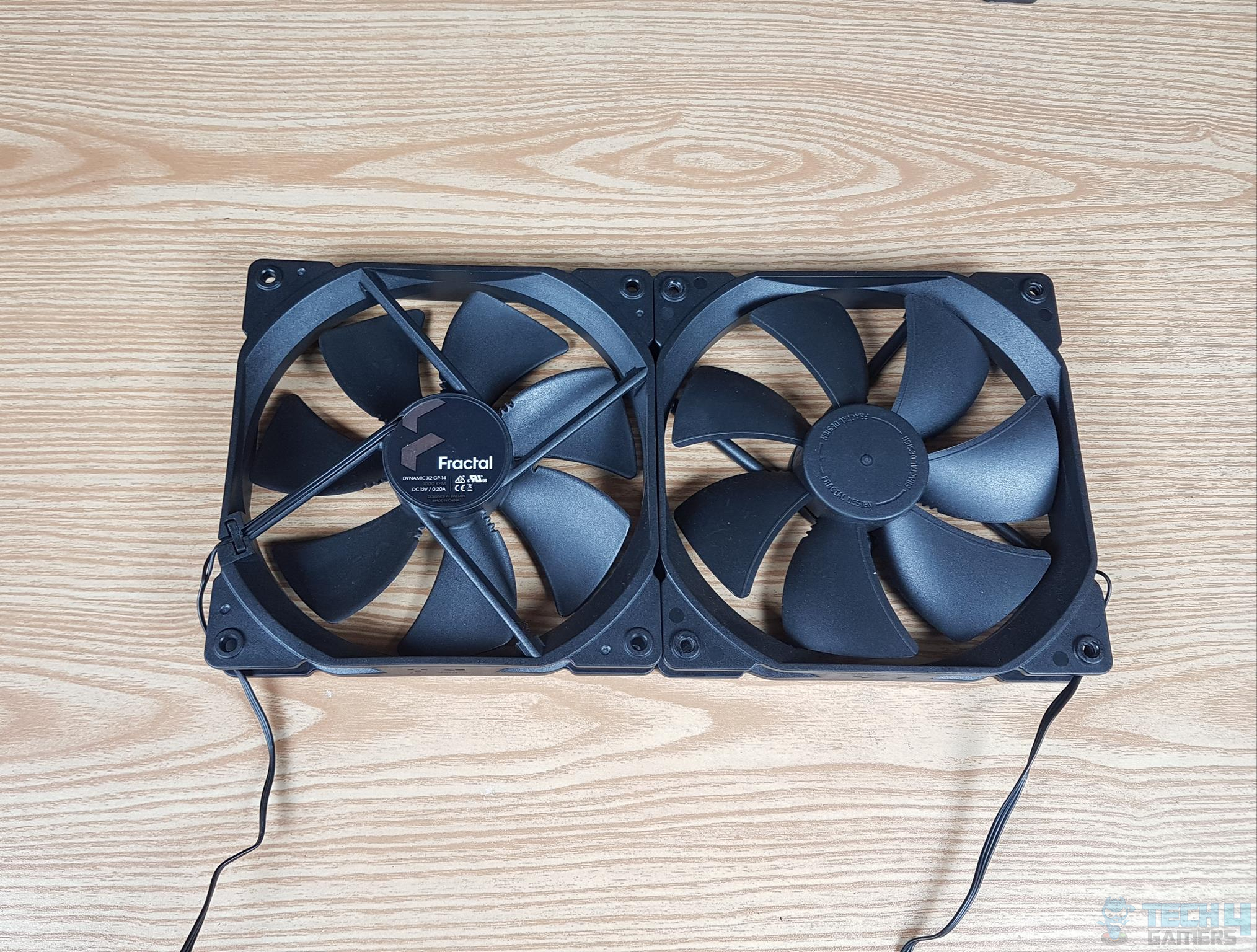 Fractal Design Meshify 2 — 2x Dynamic X GP14 fans