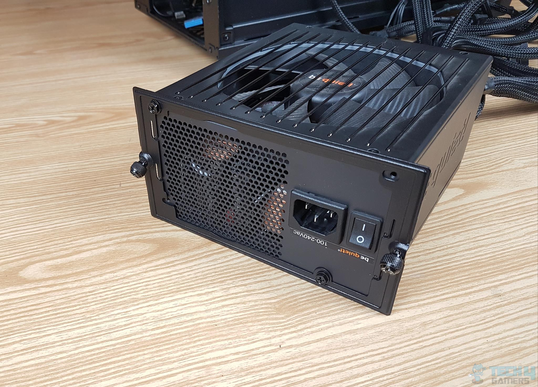 Fractal Design Meshify 2 — Installing the PSU