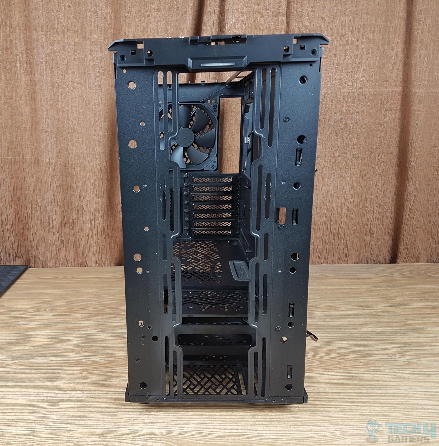 Fractal Design Meshify 2 — Fully exposed front side
