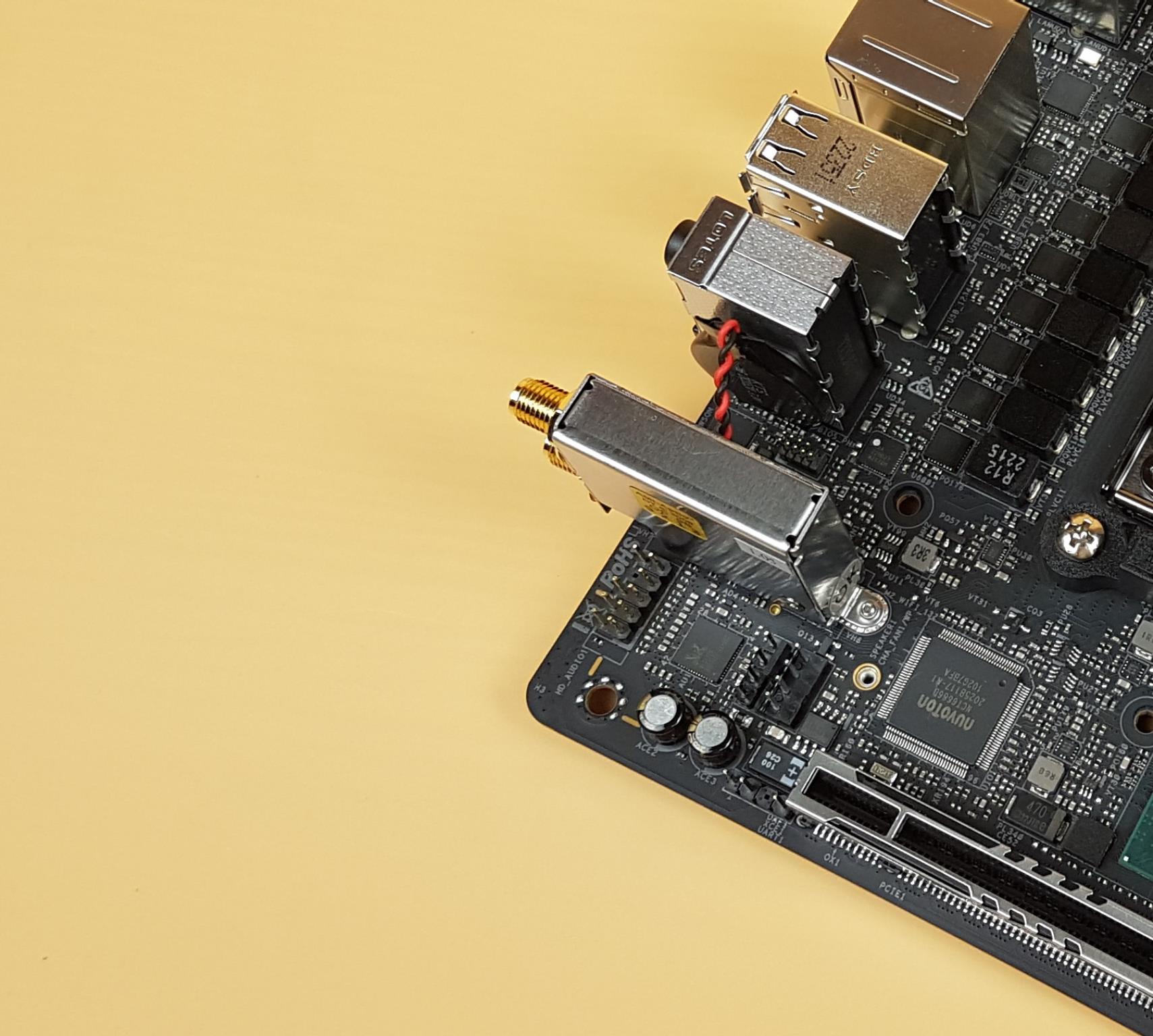 ASRock B650E PG-ITX WIFI — Wireless connectivity