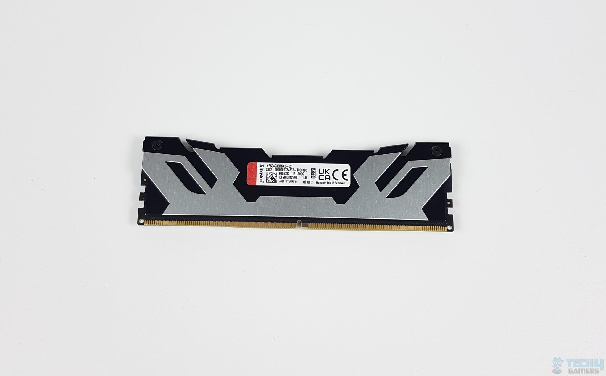 Kingston Fury Renegade 6400MT/s CL32 32GB DDR5 Kit — The backside of the RAM