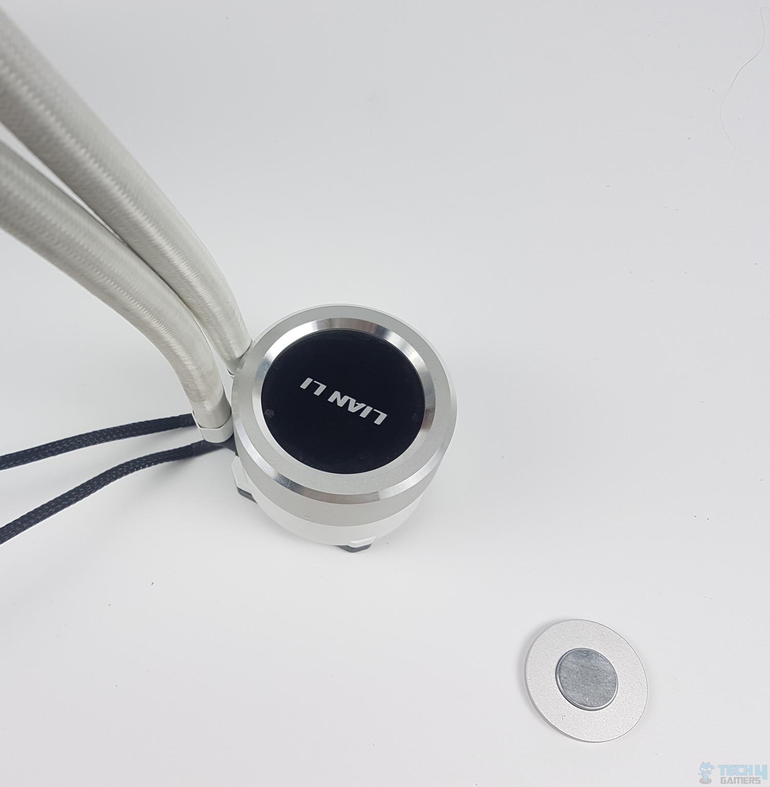 Lian Li GALAHAD 360 White Cooler — Top cover orientation