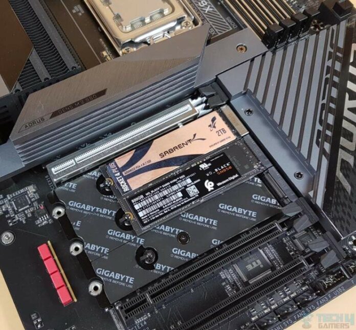 How Much Does A PC Weigh? [Gaming PC Weight] Tech4Gamers