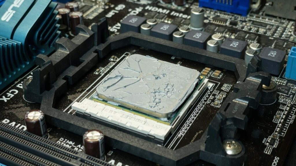 Thermal paste on CPU