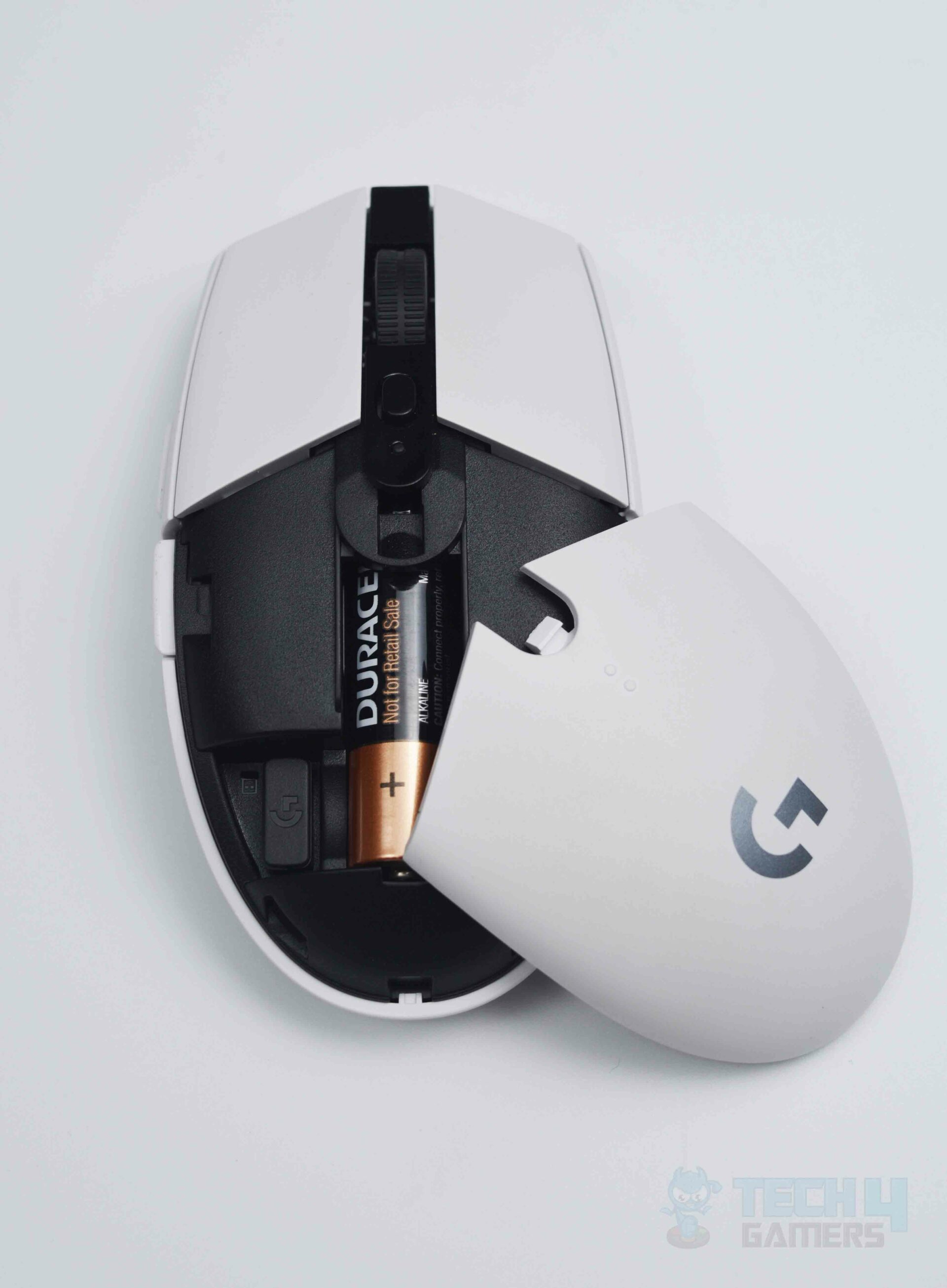 Logitech G305 Review: Same Features For Less? - Tech4Gamers