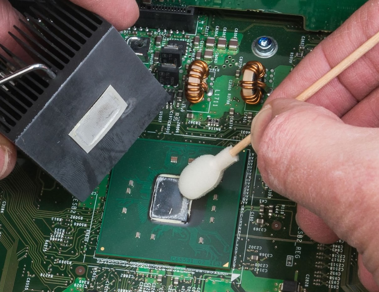 How To Clean A Motherboard? [Definitive Guide] Tech4Gamers