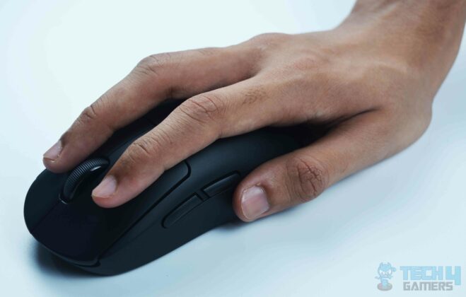 Logitech G Pro Wireless - Fingertip Grip