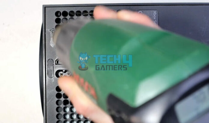 How To Clean Your PC Without Compressed Air? - Tech4Gamers