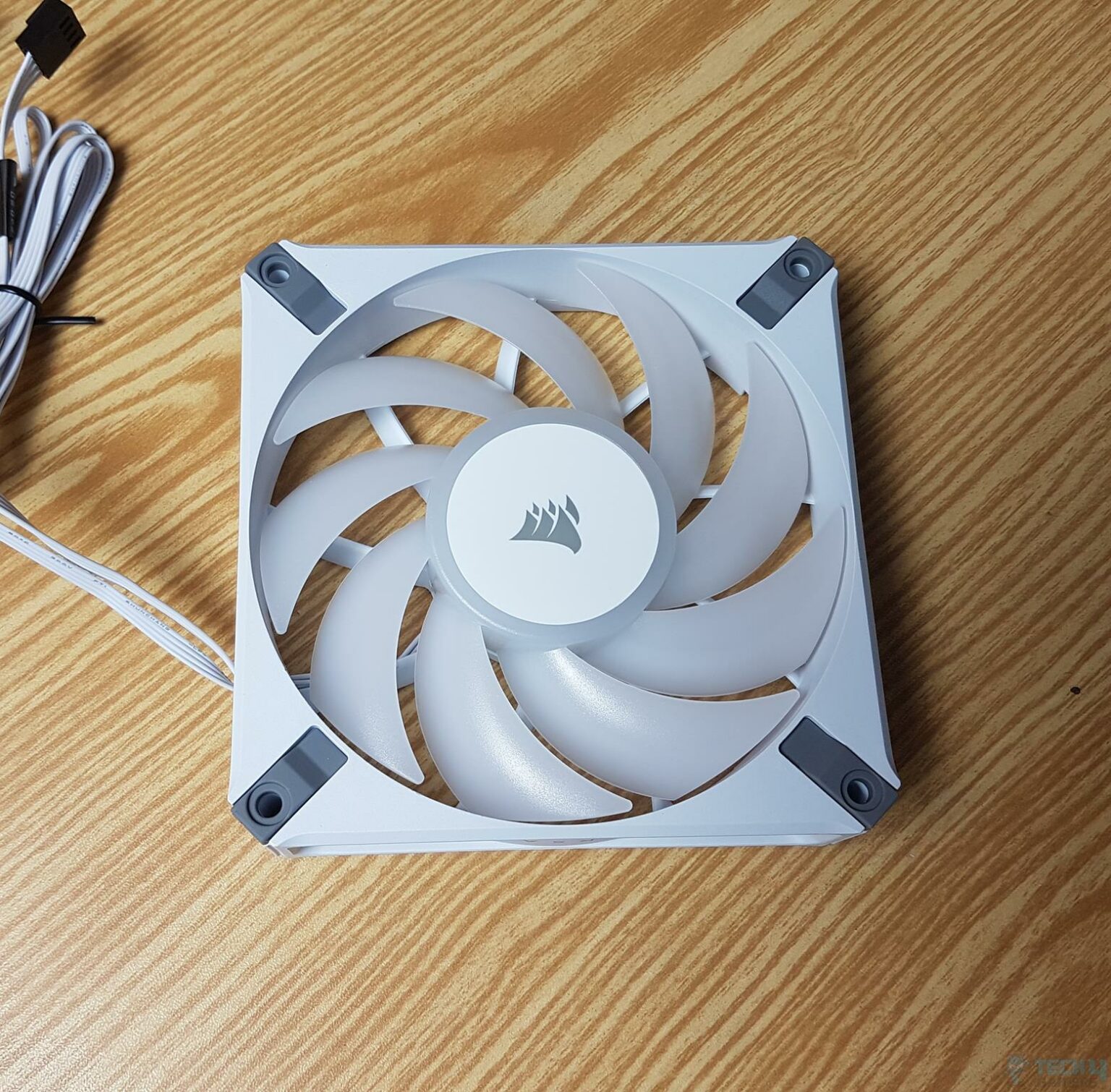 5 BEST 120mm Case Fan In 2023 - Tech4Gamers