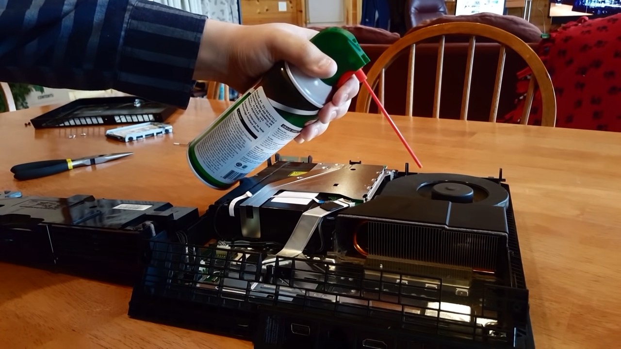 Properly Clean Dust Out of a PS4 Fan