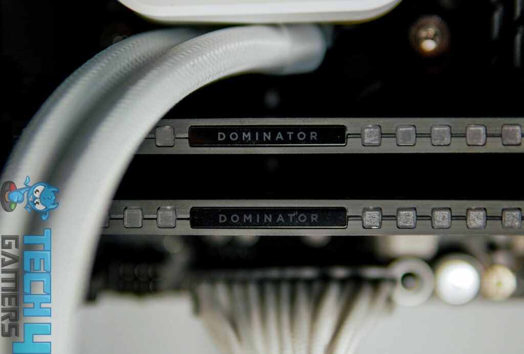 Corsair Dominator 2x16GB 32GB 6000MHz CL40 (Image By Tech4Gamers)