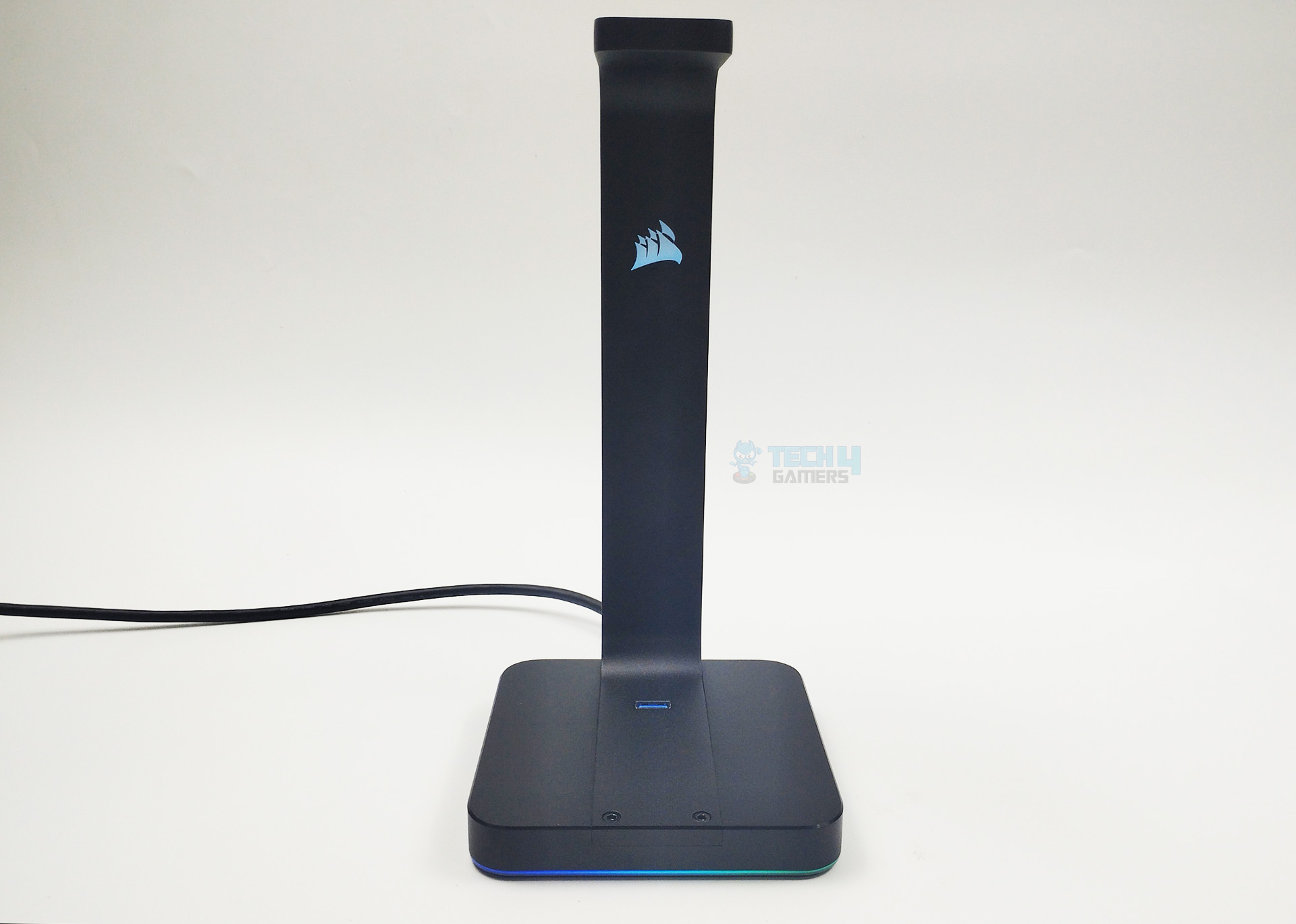 Corsair ST100 RGB Headstand Review Tech4Gamers