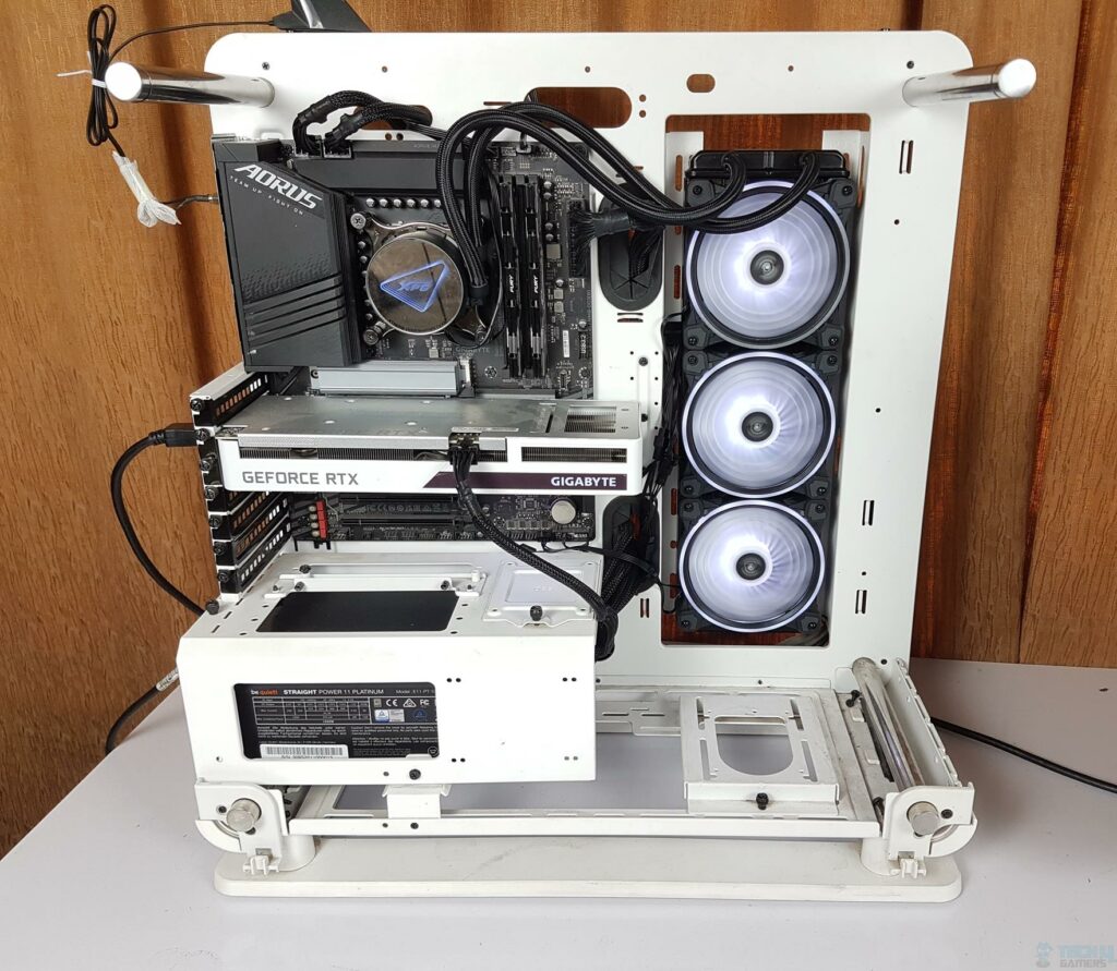 XPG Levante X 360