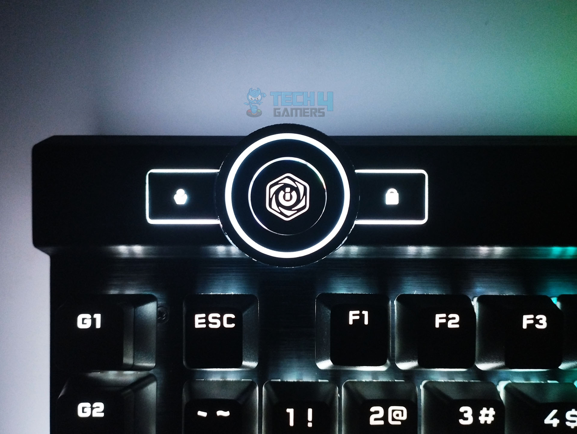 Corsair K100 RGB - iCUE Control Wheel