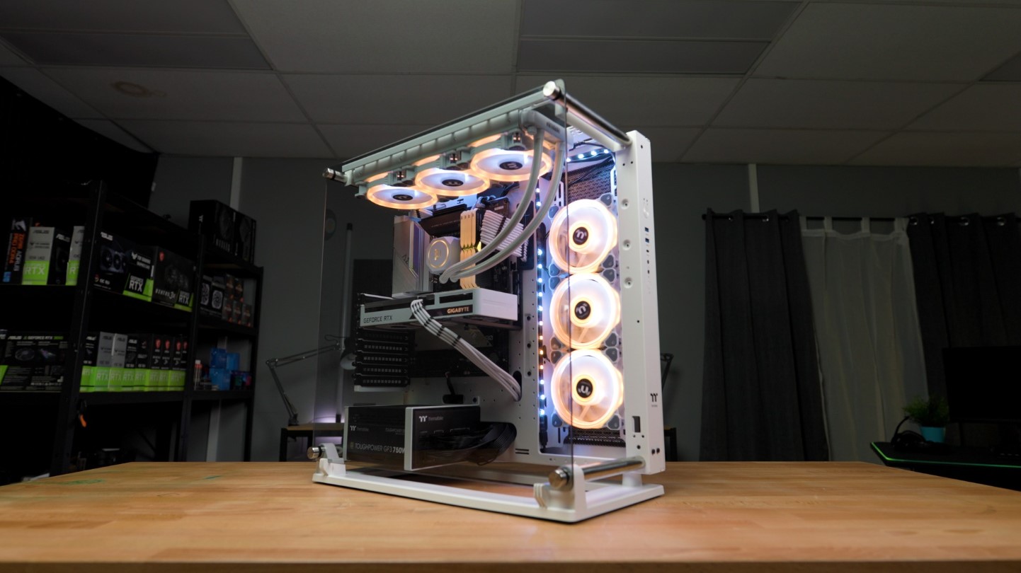 5 BEST Open Air PC Case [High-End & Budget] - Tech4Gamers