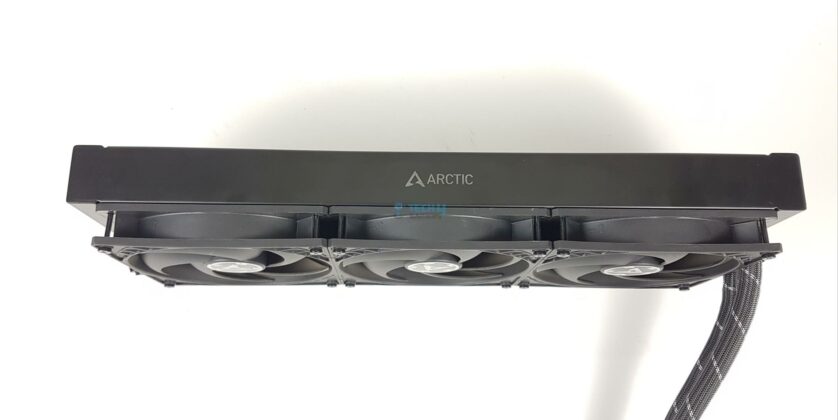 ARCTIC Liquid Freezer - II 420 Liquid Cooler Review - Tech4Gamers